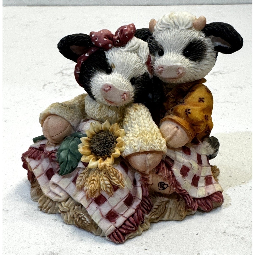 Mary's Moo Moos Hay Let's Cud-dle Figurine Enesco 1995 Mary Rhyner-Nadig
